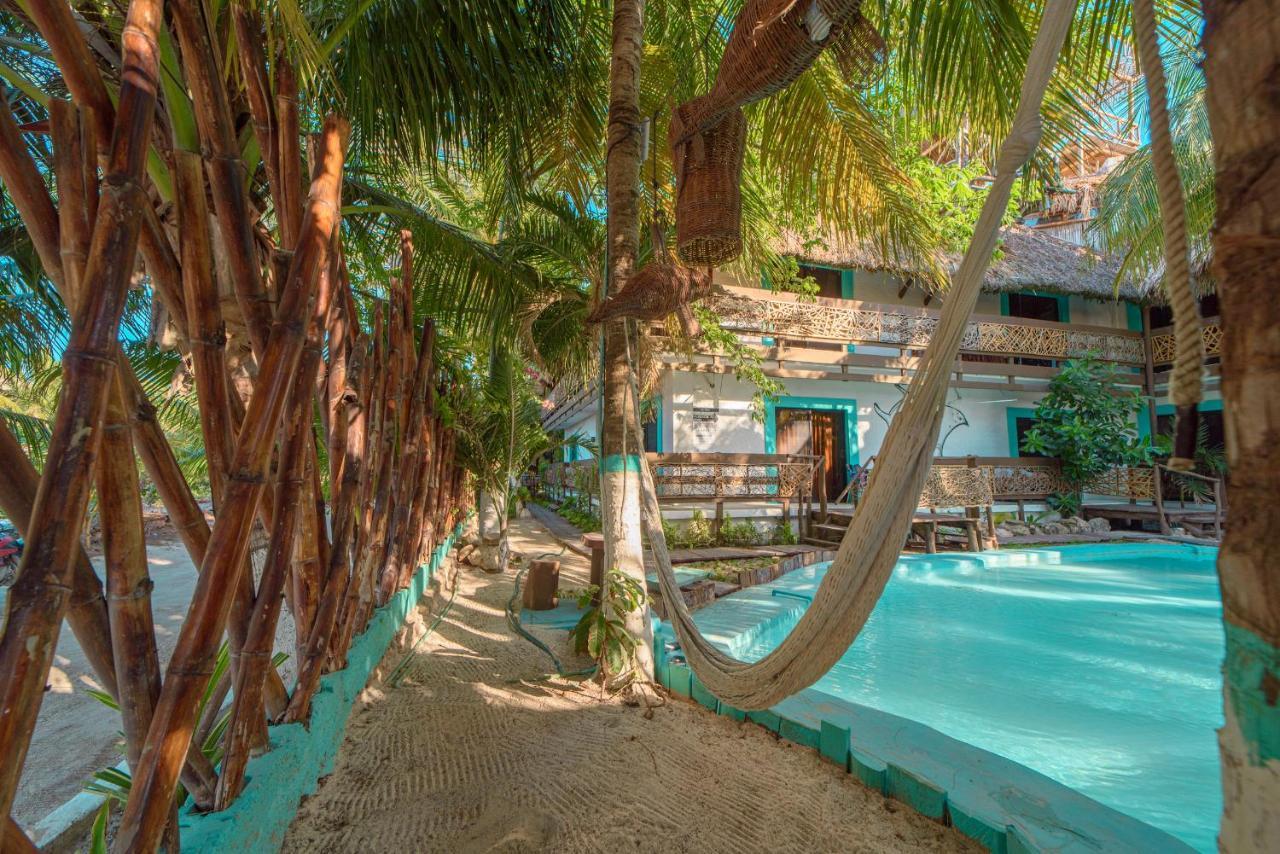 Hotel Villas Tiburon Isla Holbox ภายนอก รูปภาพ